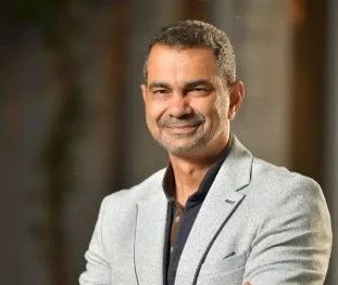 Story of Sanjay Puri